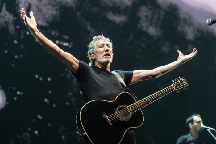 Roger Waters torna in tour e dichiara: aspettatevi più politica e messaggi positivi