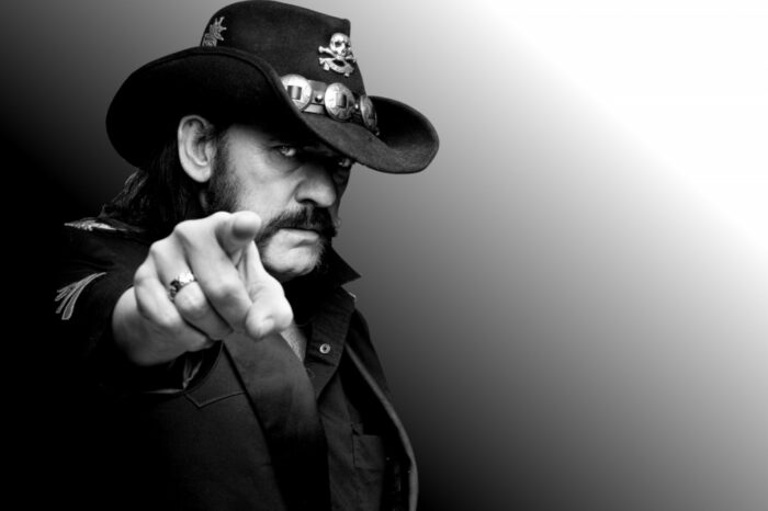 E' il Motorhead Day, il giorno più rumoroso dell'anno: in nome di Lemmy, alziamo il volume del nostro stereo