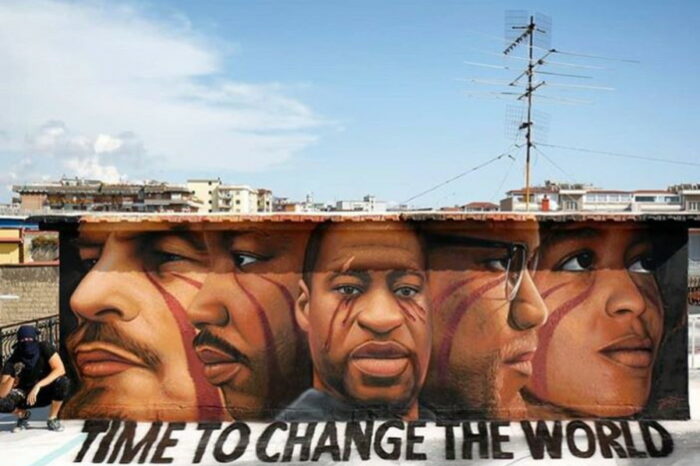 "E' tempo di cambiare", Napoli omaggia George Floyd con un murale