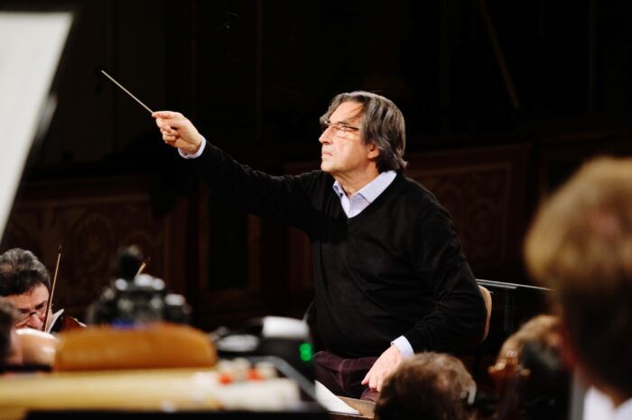 Riccardo Muti non ci sta: "chiusura teatri comporta impoverimento mente e corpo"