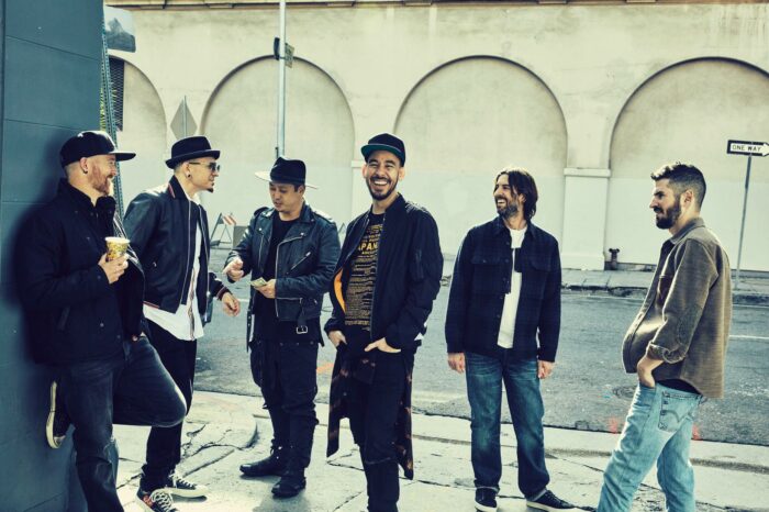 I Linkin Park stanno valutando la reunion con una cantante al posto di Chester Bennington